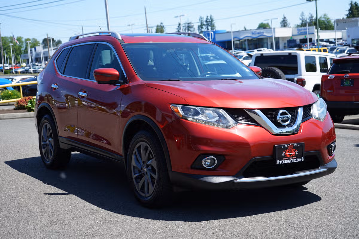 2016 Nissan Rogue SL Crossover Image 7