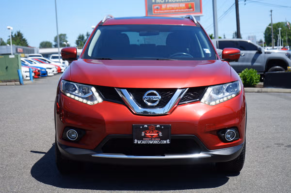 2016 Nissan Rogue SL Crossover Image 8
