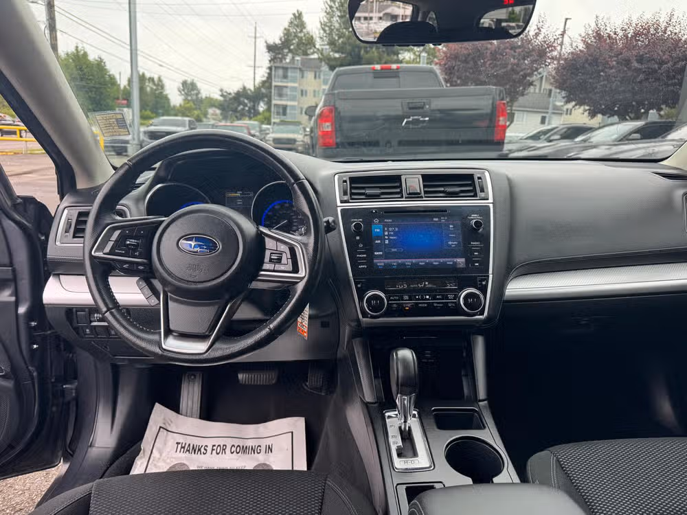 2019 Subaru Outback 2.5i Premium Crossover Image 12