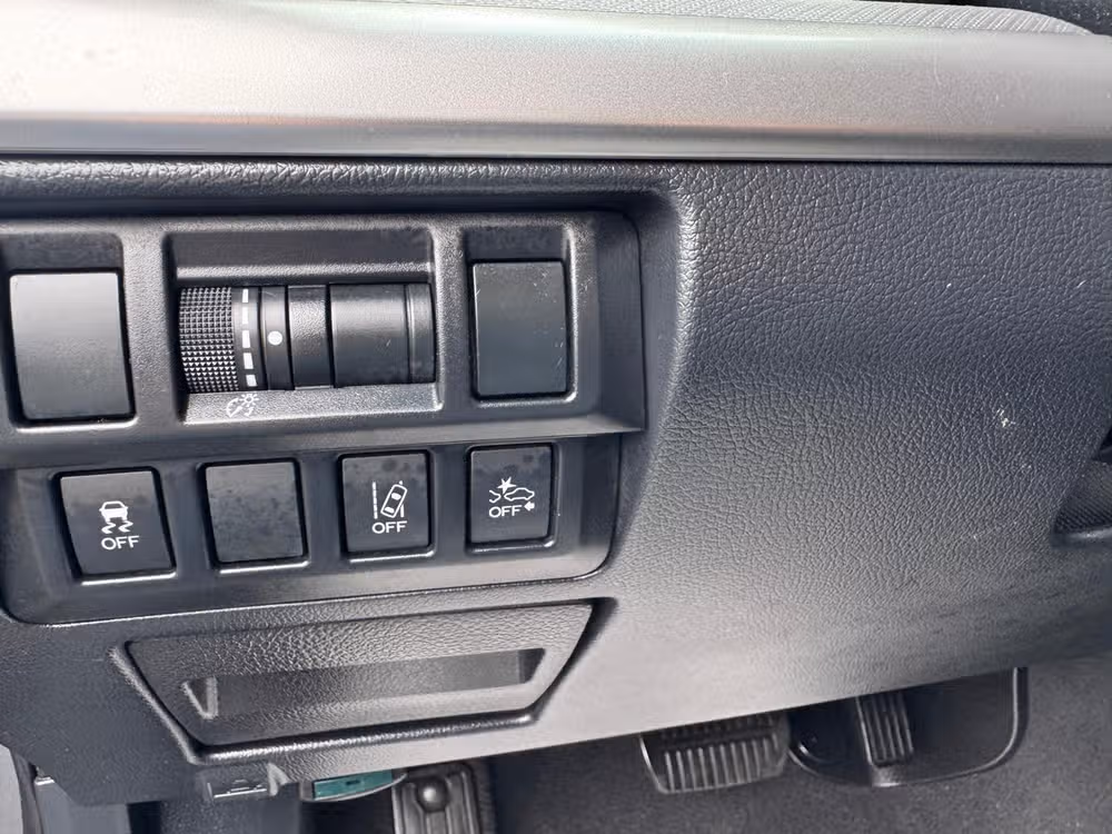2019 Subaru Outback 2.5i Premium Crossover Image 15