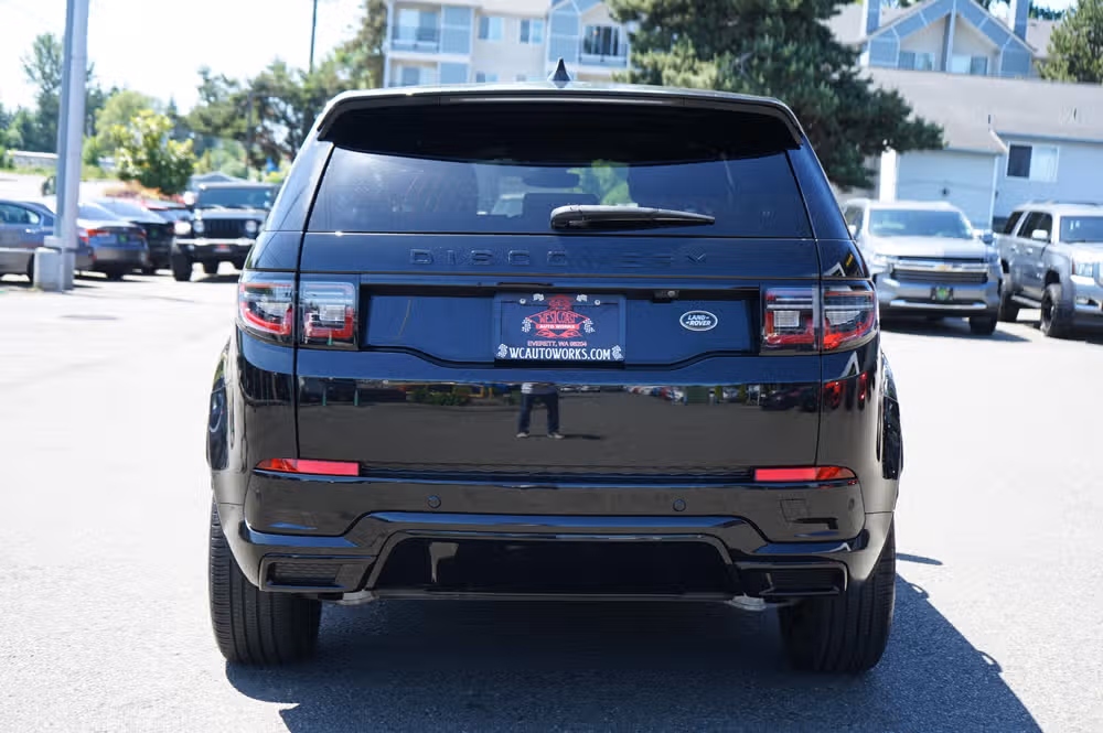 2021 Land Rover Discovery Sport P250 S R-Dynamic Image 4