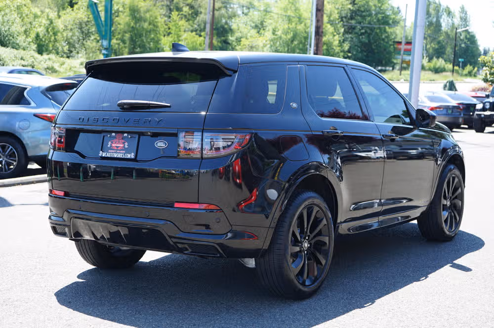 2021 Land Rover Discovery Sport P250 S R-Dynamic Image 5