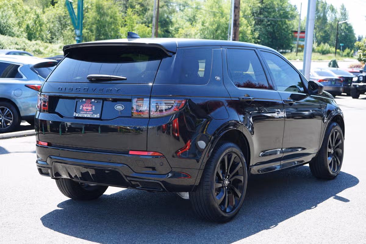 2021 Land Rover Discovery Sport P250 S R-Dynamic Image 5