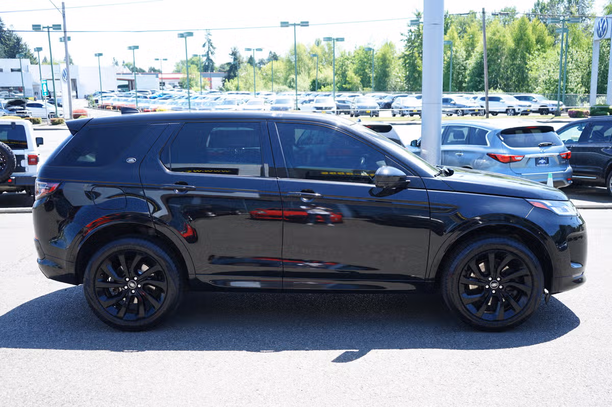 2021 Land Rover Discovery Sport P250 S R-Dynamic Image 6