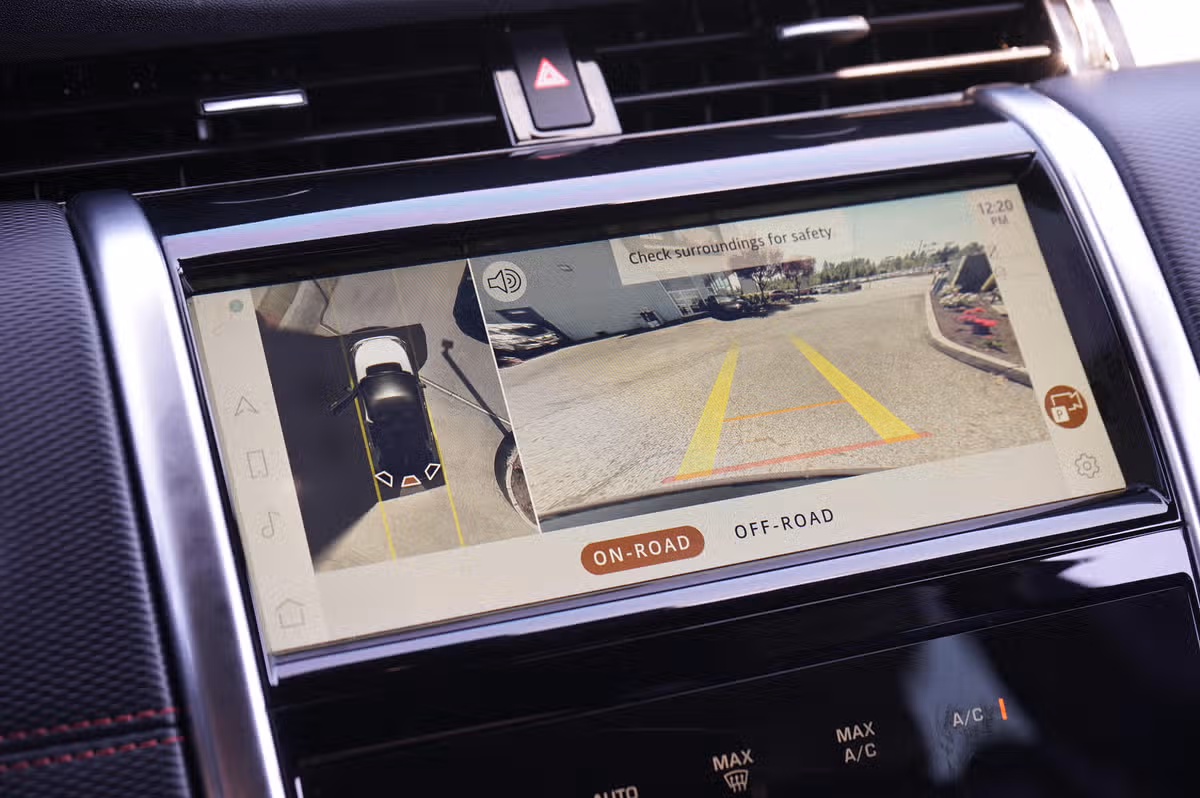 2021 Land Rover Discovery Sport P250 S R-Dynamic Image 21