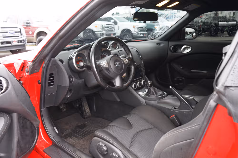 2016 Nissan 370Z SPORT COUPE 2D Image 14