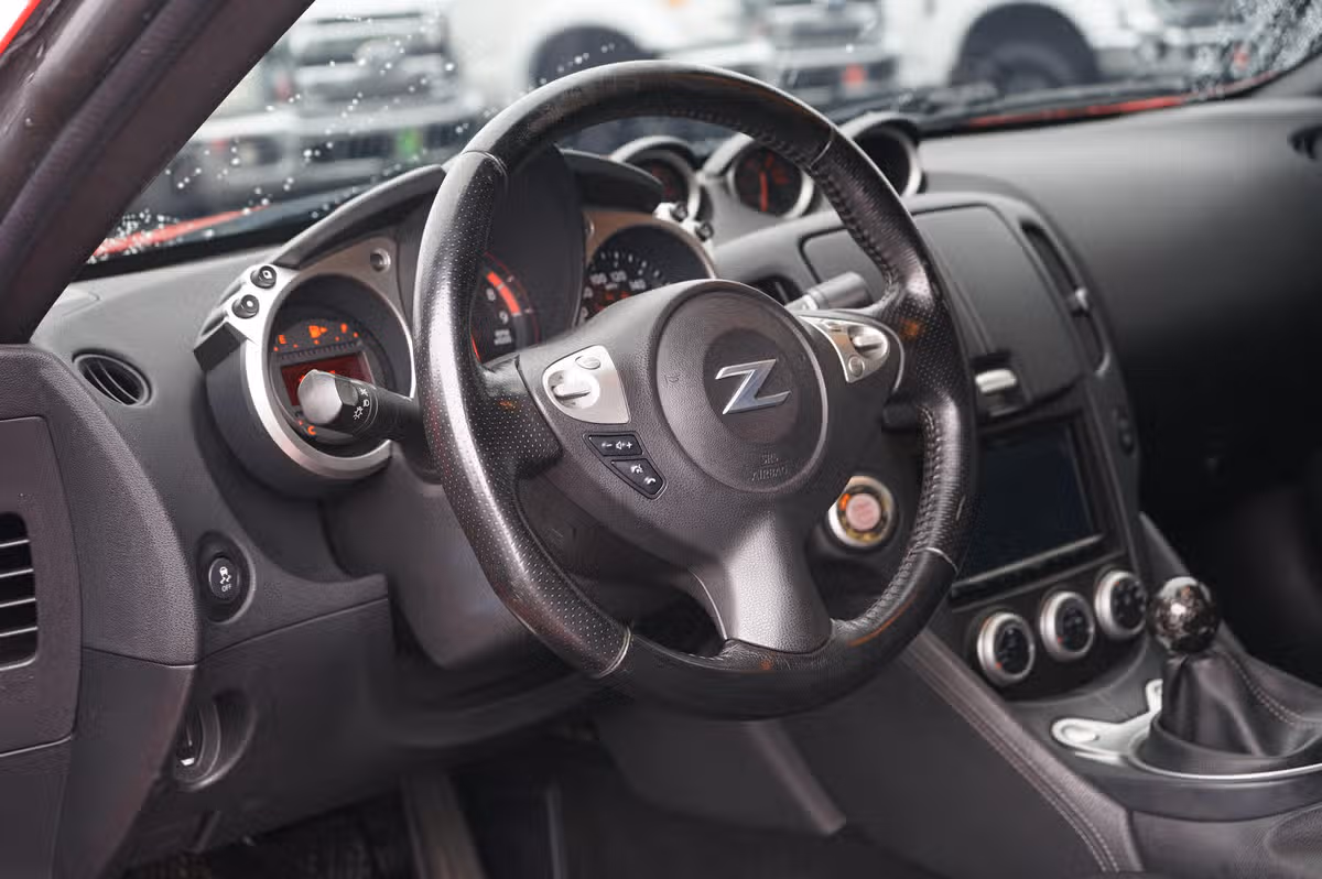 2016 Nissan 370Z SPORT COUPE 2D Image 13