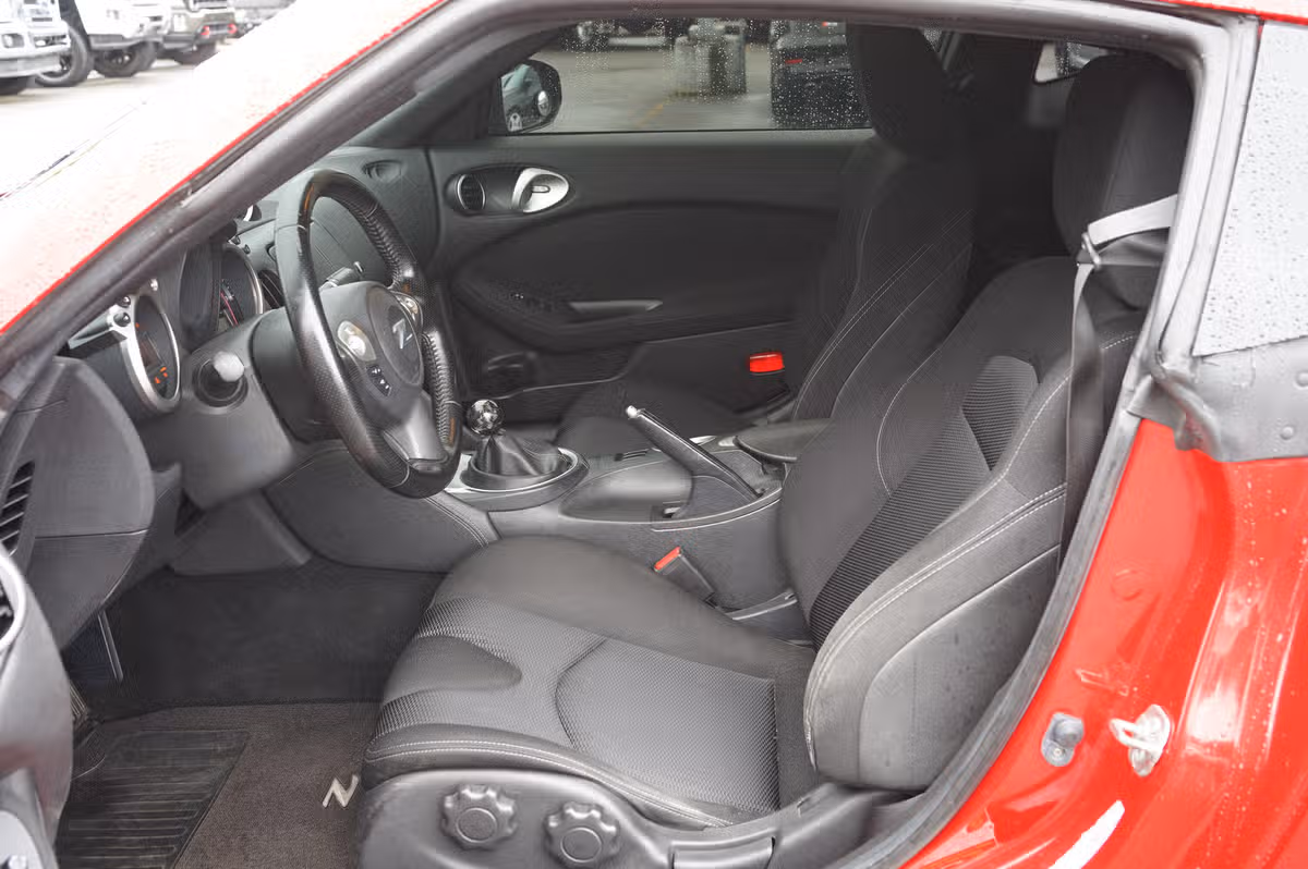 2016 Nissan 370Z SPORT COUPE 2D Image 15