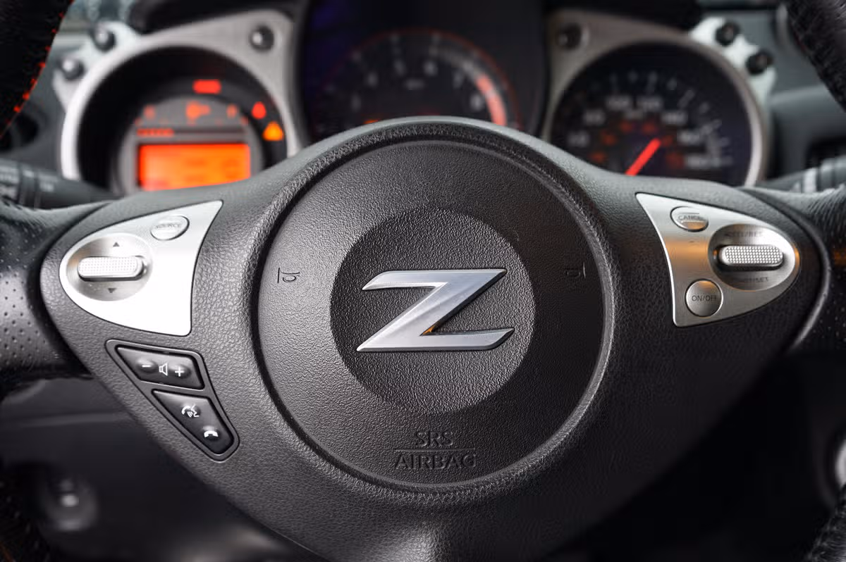 2016 Nissan 370Z SPORT COUPE 2D Image 23