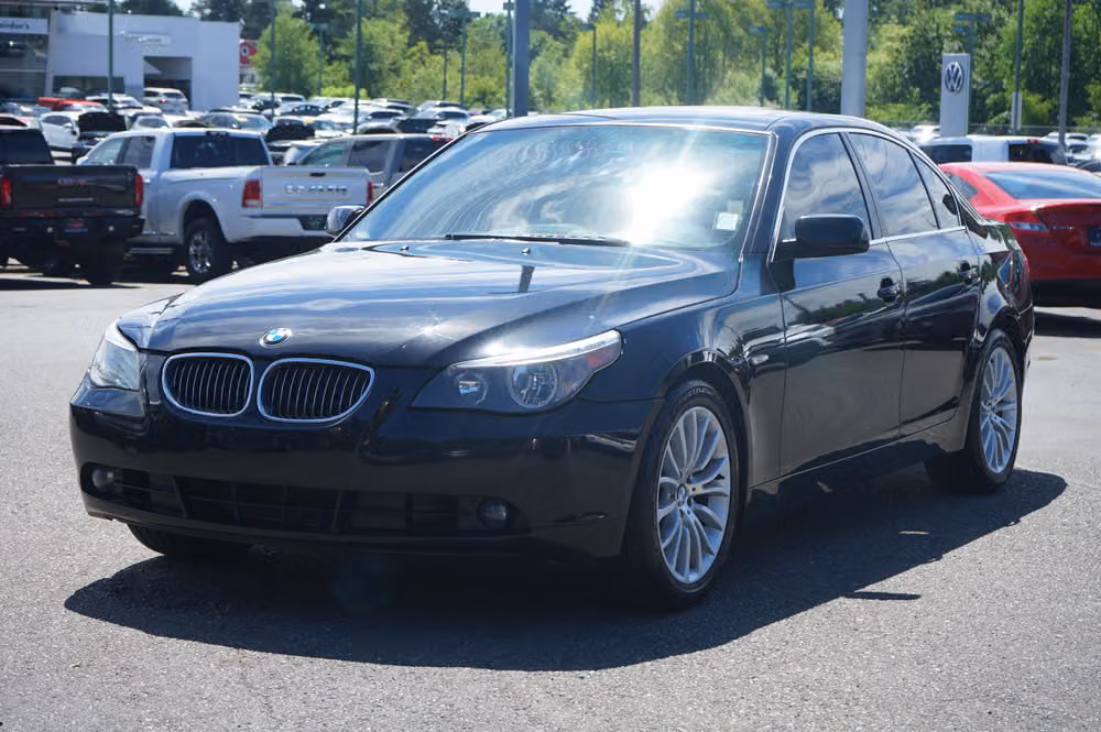 2007 BMW 5 Series 525i Image 1
