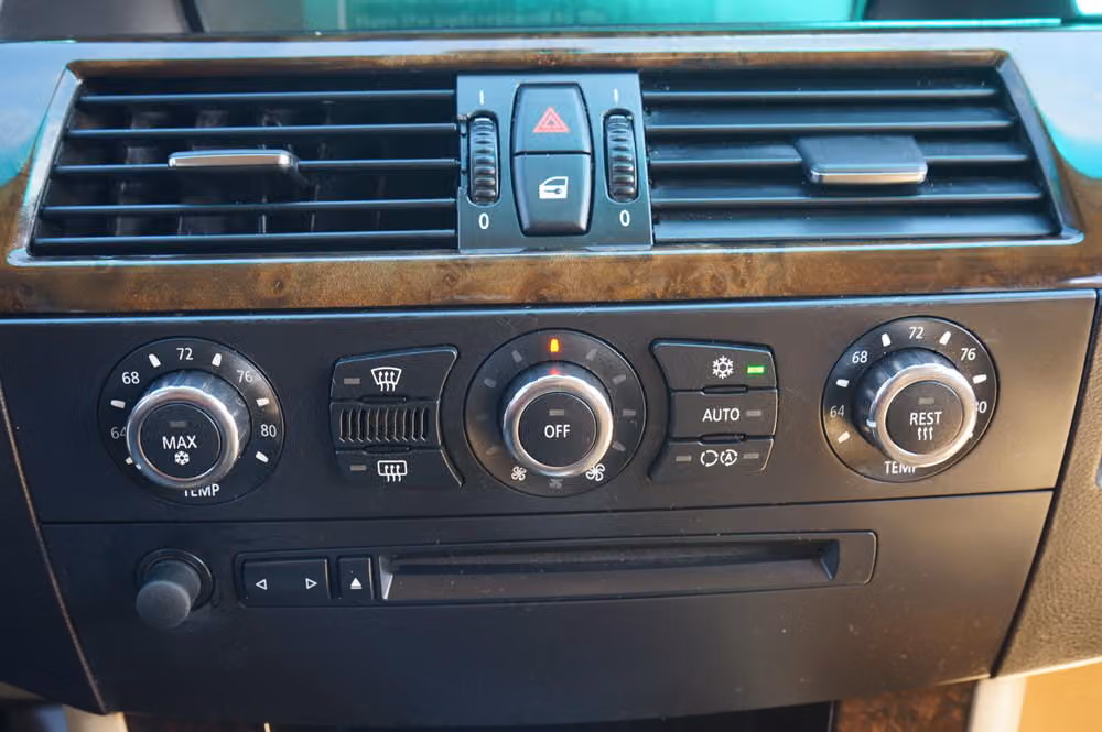 2007 BMW 5 Series 525i Image 19