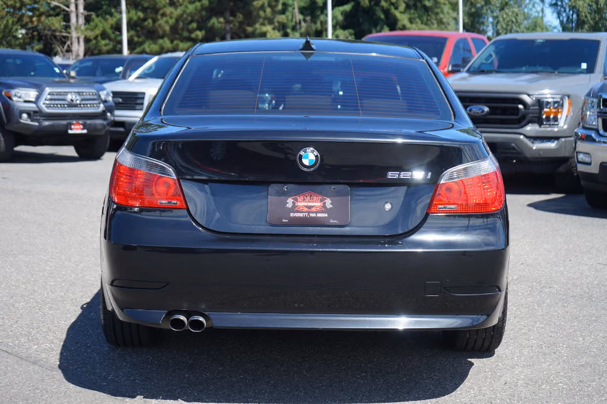 2007 BMW 5 Series 525i Image 4