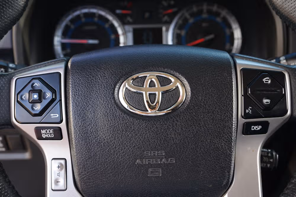 2018 Toyota 4Runner SR5 Image 18