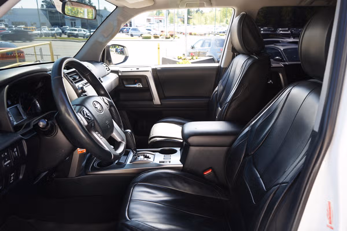 2018 Toyota 4Runner SR5 Image 13