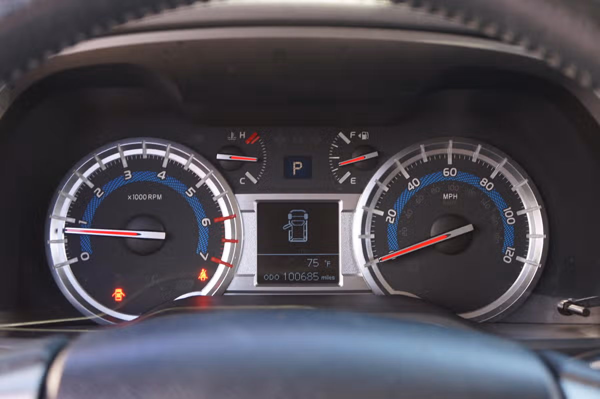 2018 Toyota 4Runner SR5 Image 17