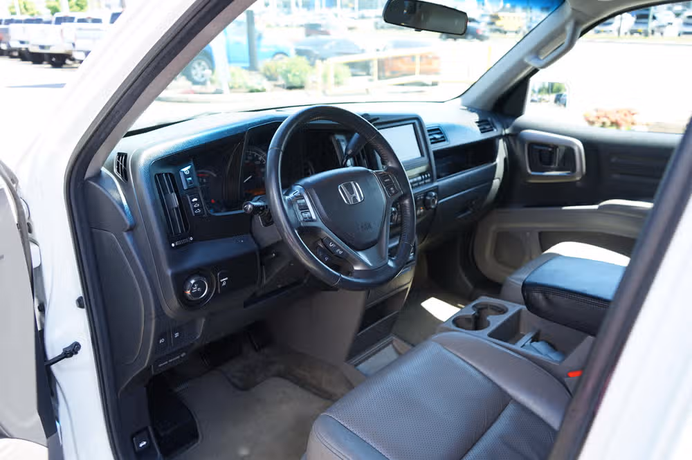 2010 Honda Ridgeline RTL Crew Cab Image 12