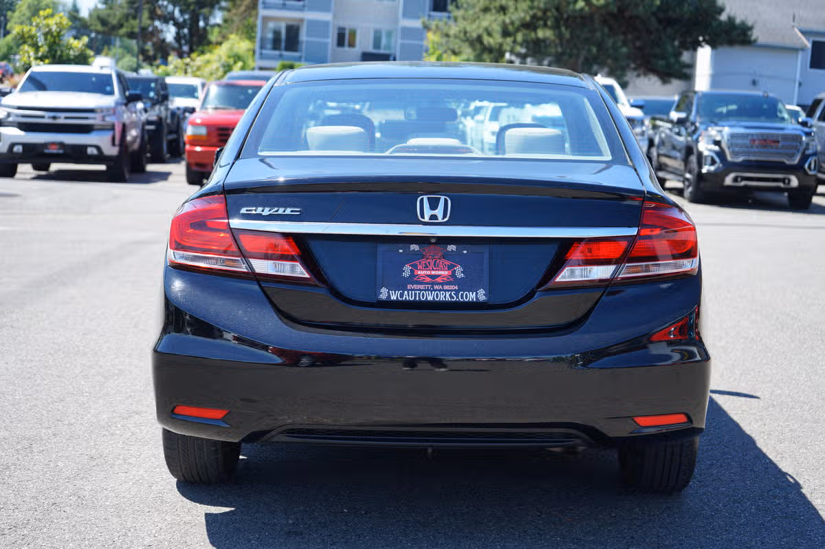 2013 Honda Civic LX Image 4