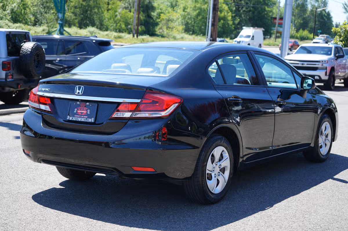 2013 Honda Civic LX Image 5