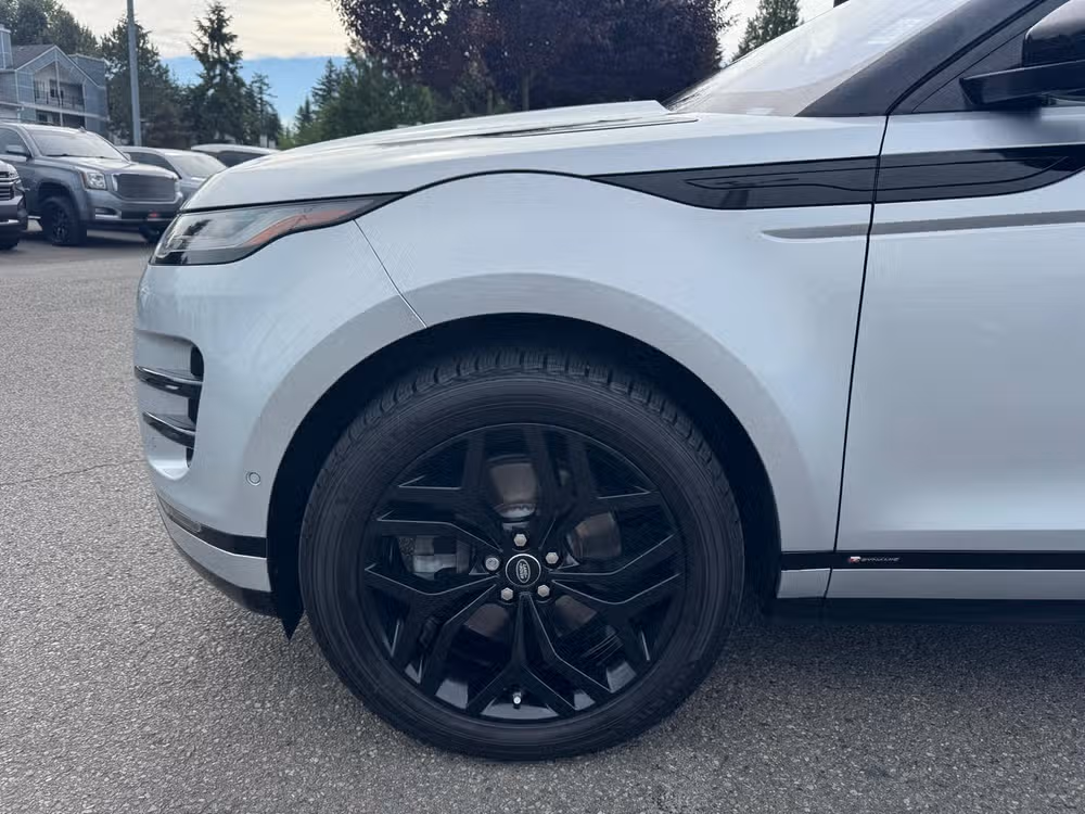 2020 Land Rover Range Rover Evoque R-Dynamic SE Image 3