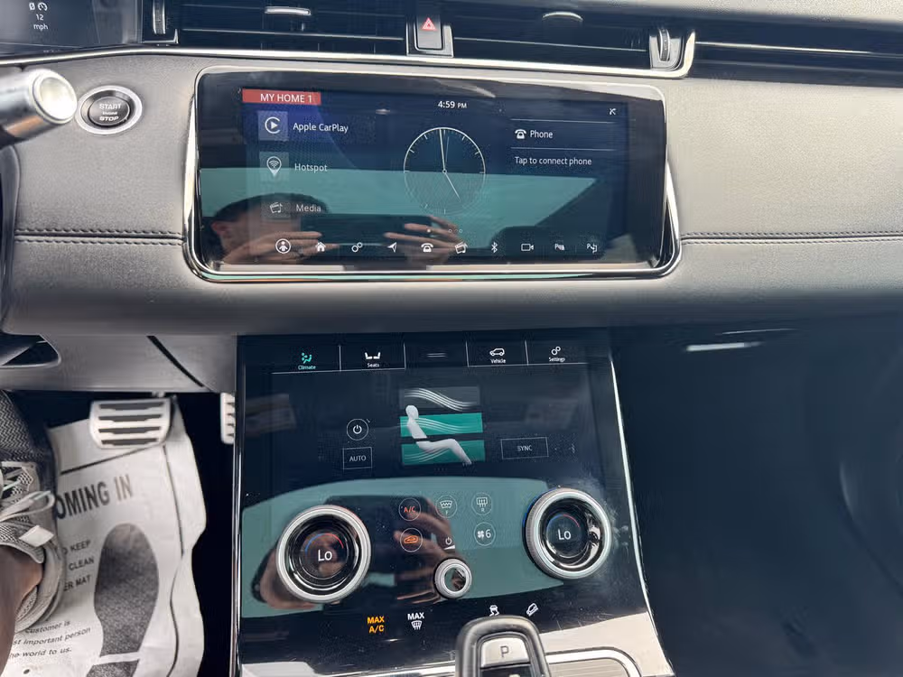 2020 Land Rover Range Rover Evoque R-Dynamic SE Image 15