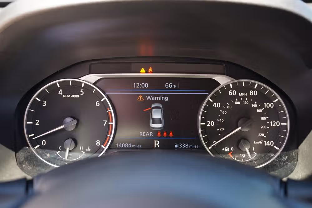 2023 Nissan Altima 2.5 SV Image 17