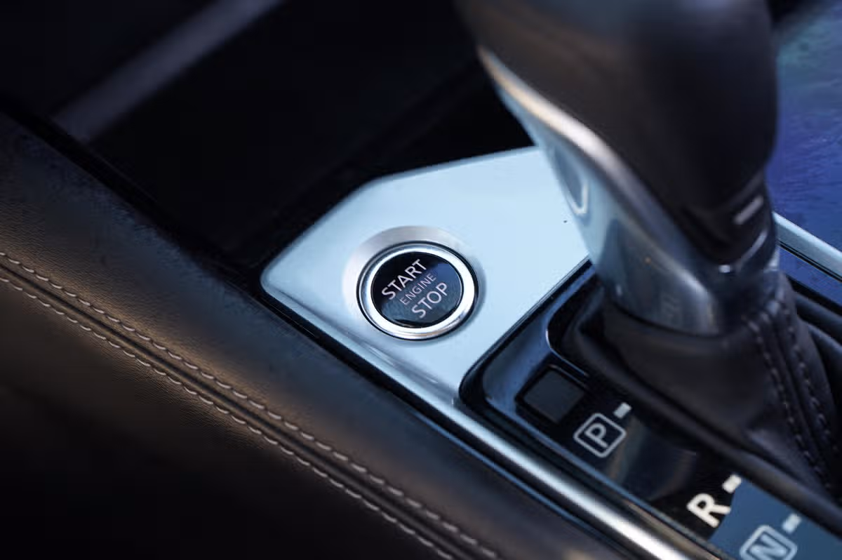2023 Nissan Altima 2.5 SV Image 14