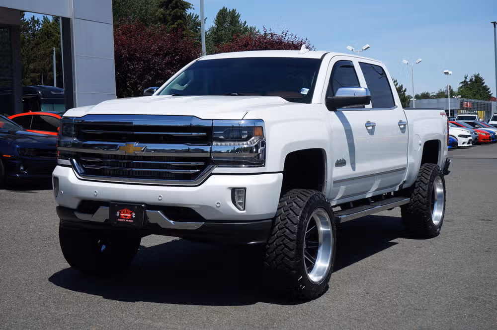 13602 - 2016 Chevrolet Silverado 1500 High Country Crew Cab