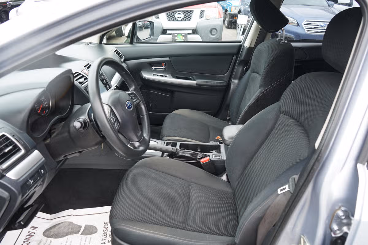2015 Subaru XV Crosstrek 2.0i Premium Crossover Image 16