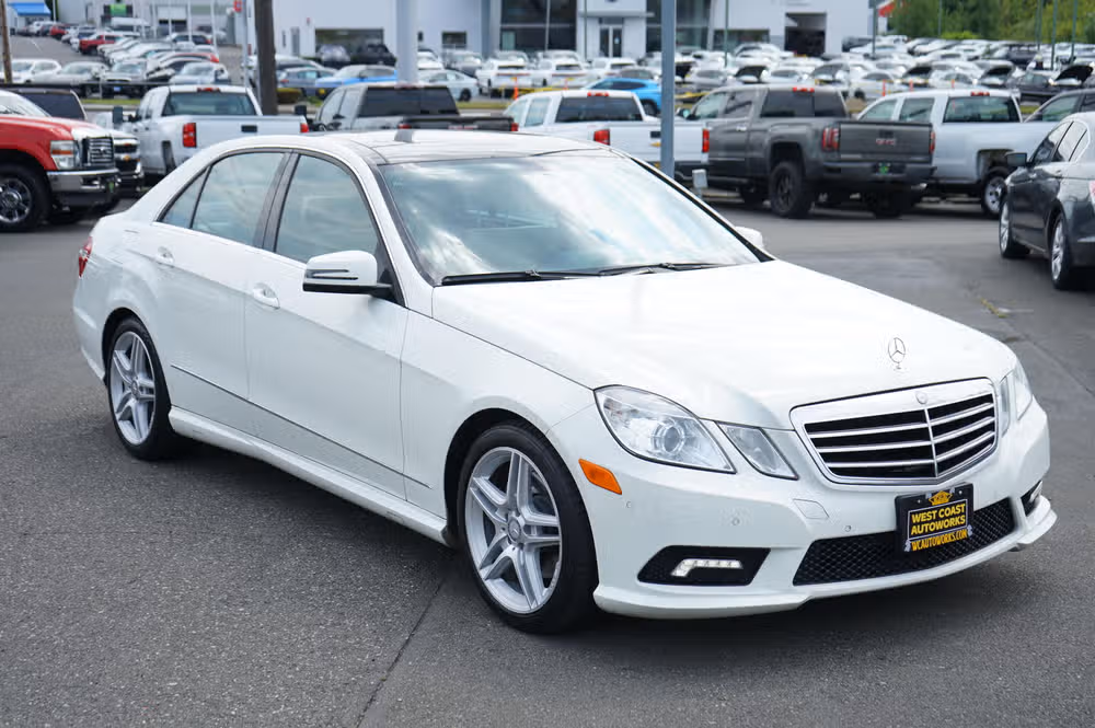2011 Mercedes-Benz E-Class E 350 Luxury 4MATIC Image 7