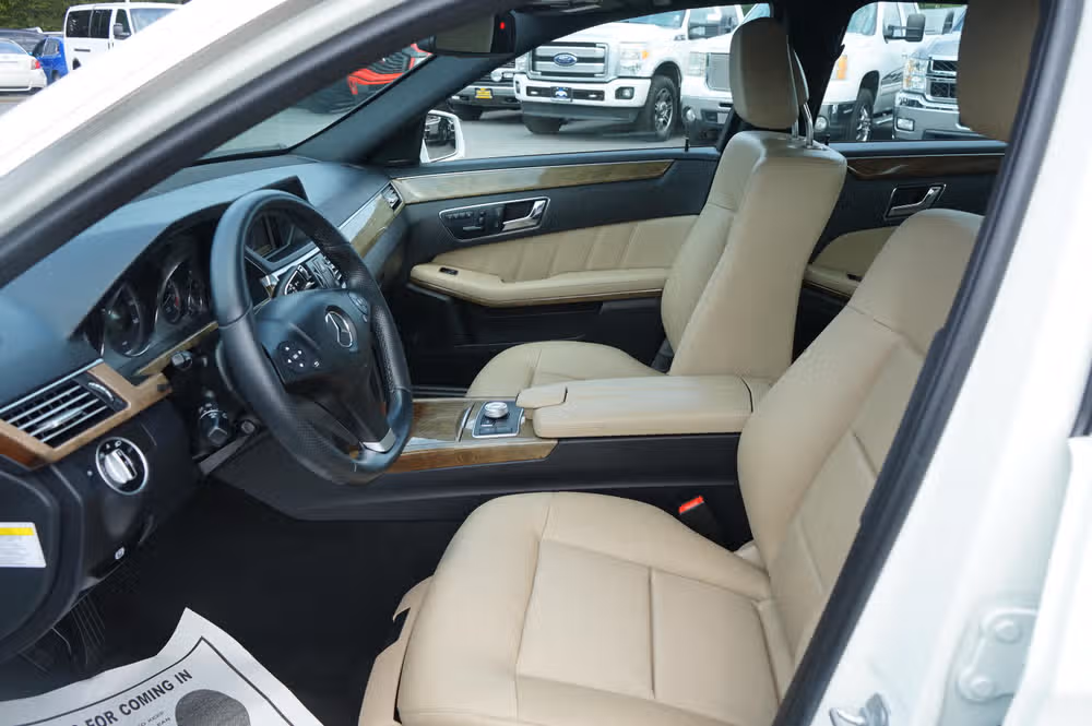 2011 Mercedes-Benz E-Class E 350 Luxury 4MATIC Image 14