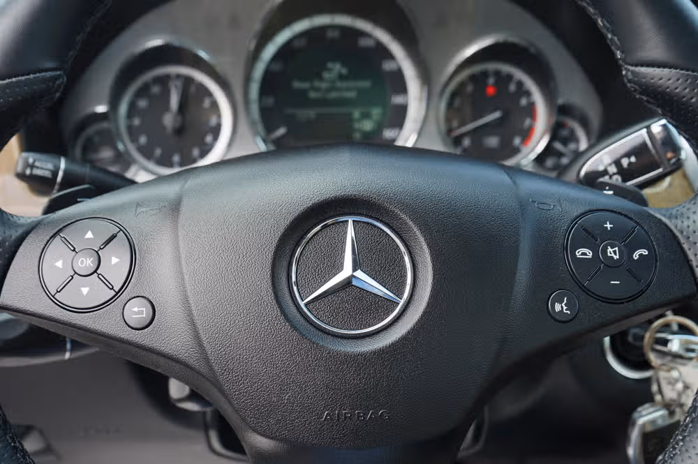 2011 Mercedes-Benz E-Class E 350 Luxury 4MATIC Image 22
