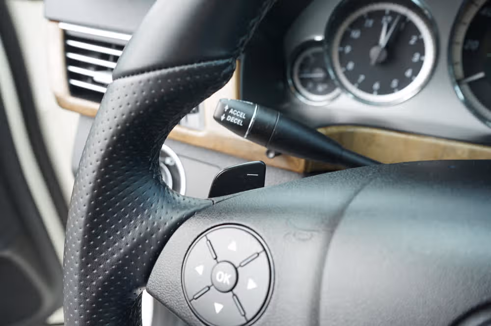 2011 Mercedes-Benz E-Class E 350 Luxury 4MATIC Image 24