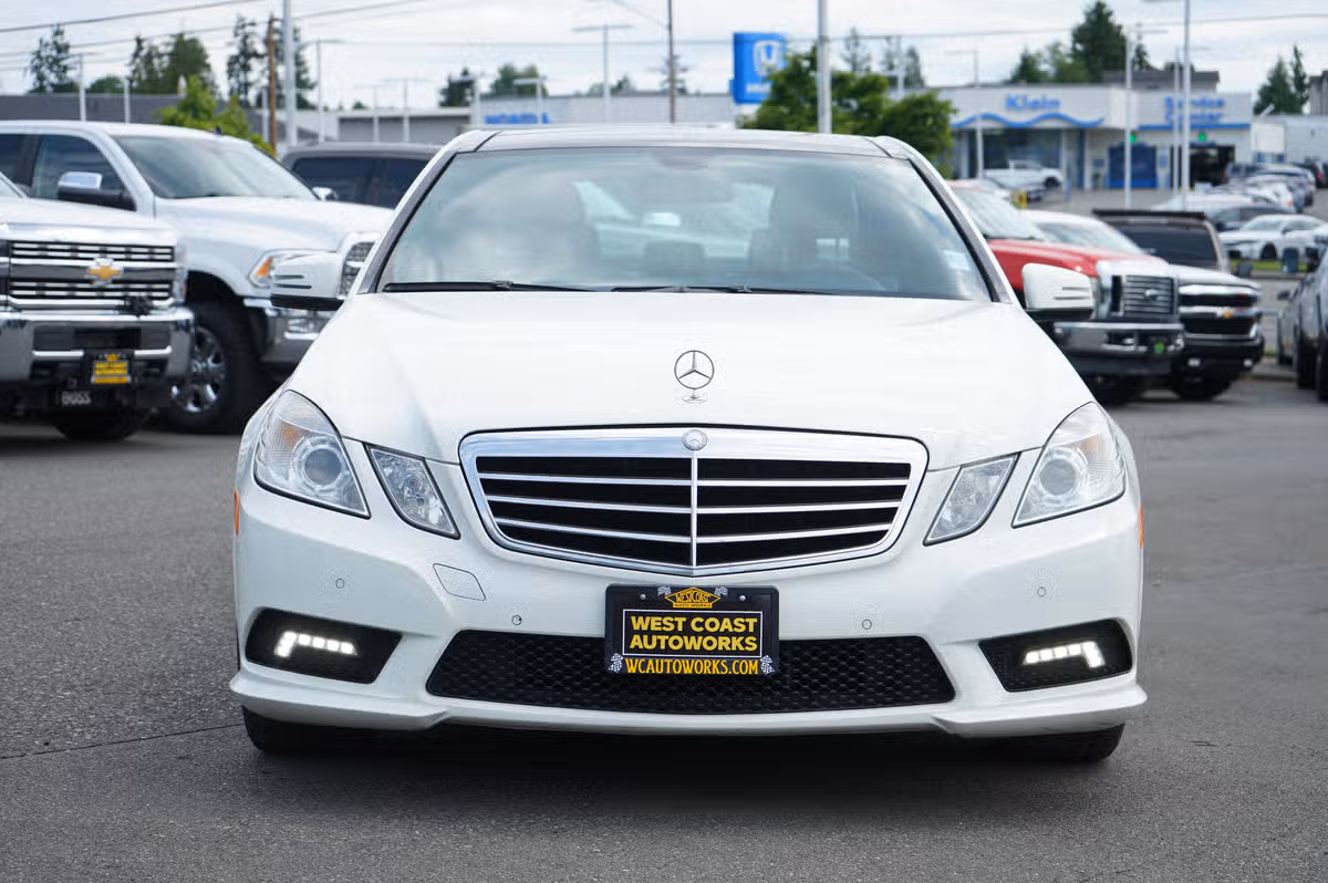 2011 Mercedes-Benz E-Class E 350 Luxury 4MATIC Image 8