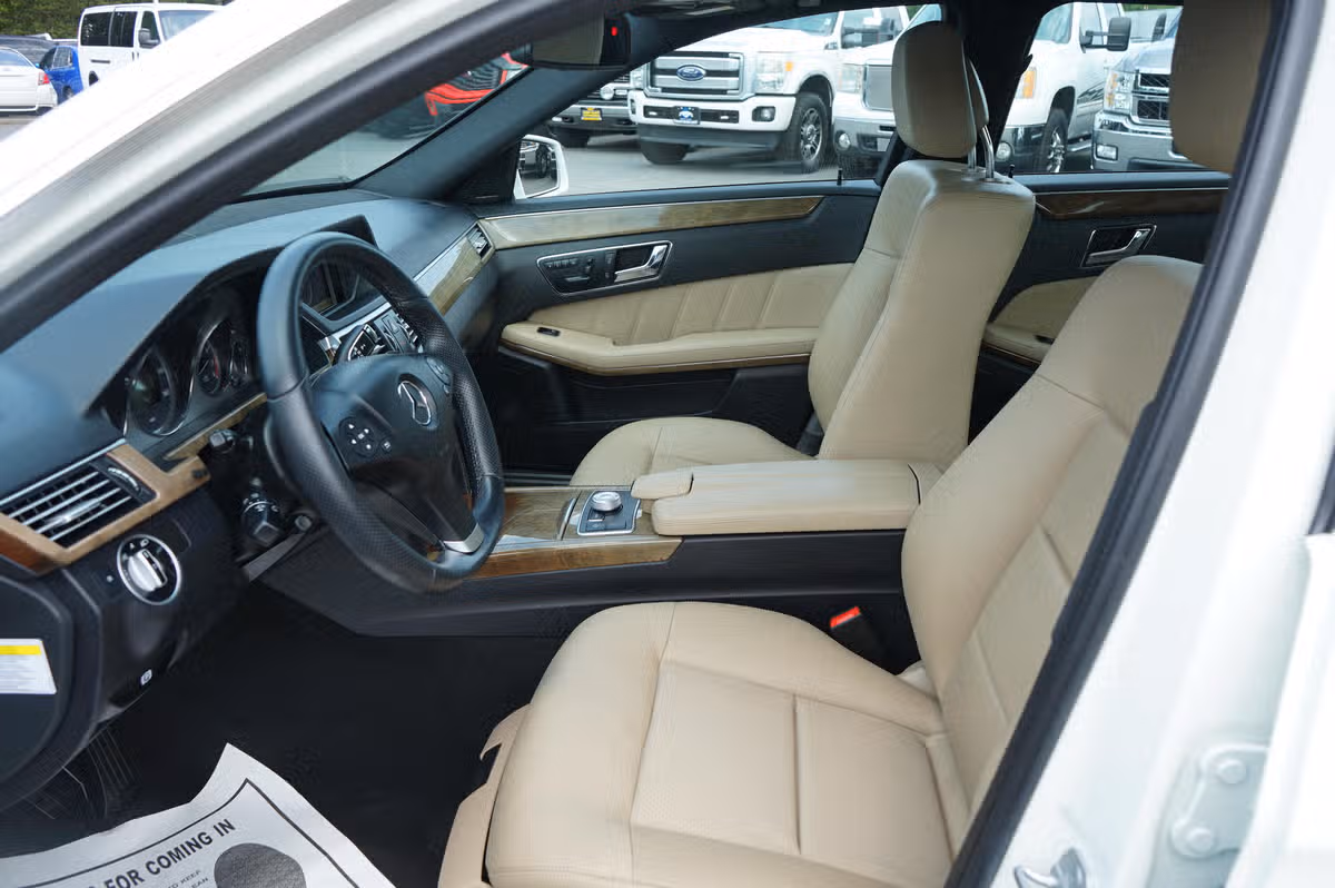 2011 Mercedes-Benz E-Class E 350 Luxury 4MATIC Image 14