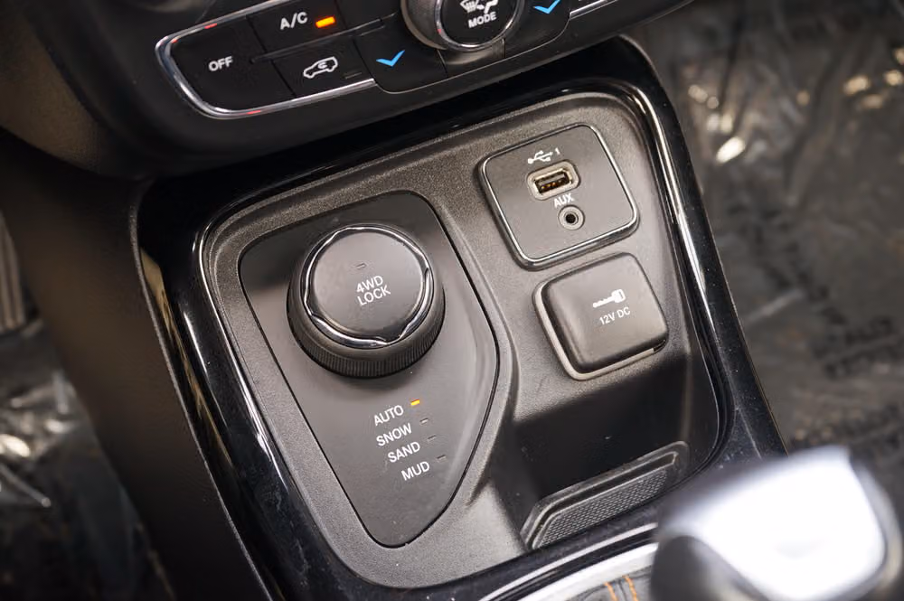 2021 Jeep Compass Limited Image 18
