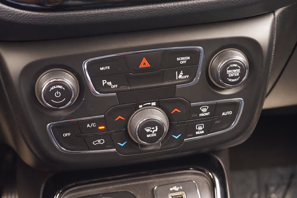 2021 Jeep Compass Limited Image 19