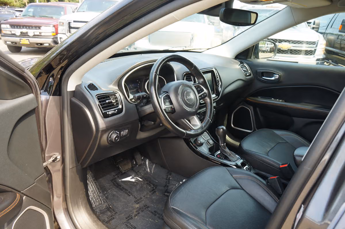 2021 Jeep Compass Limited Image 12