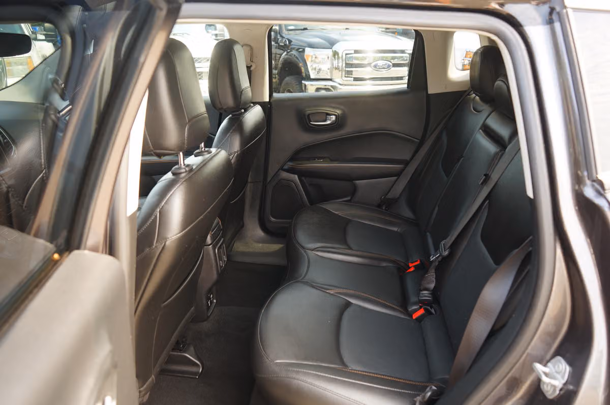 2021 Jeep Compass Limited Image 14