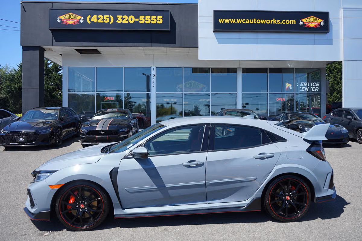 2021 Honda Civic Type R Touring Image 2