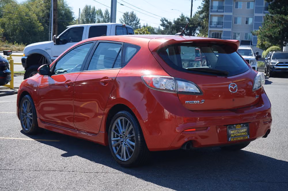 2011 Mazda 3 s Grand Touring Image 3