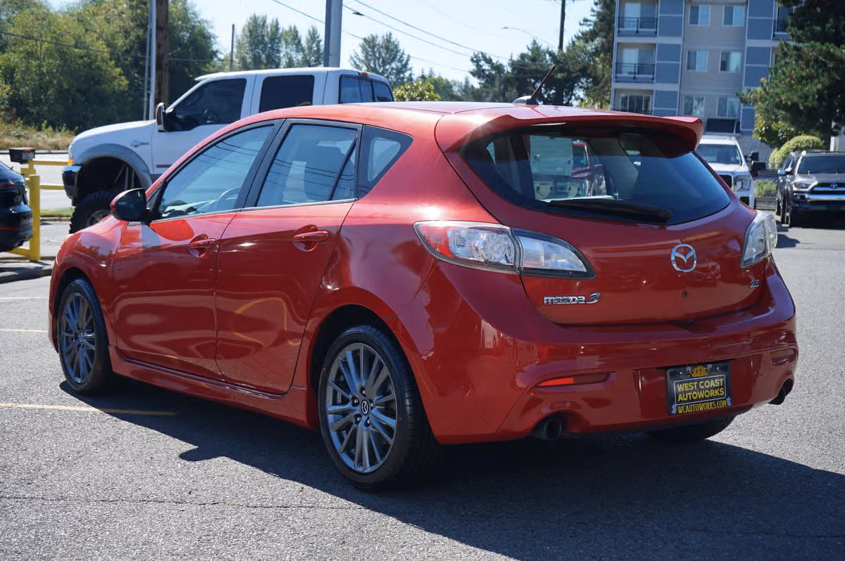 2011 Mazda 3 s Grand Touring Image 3