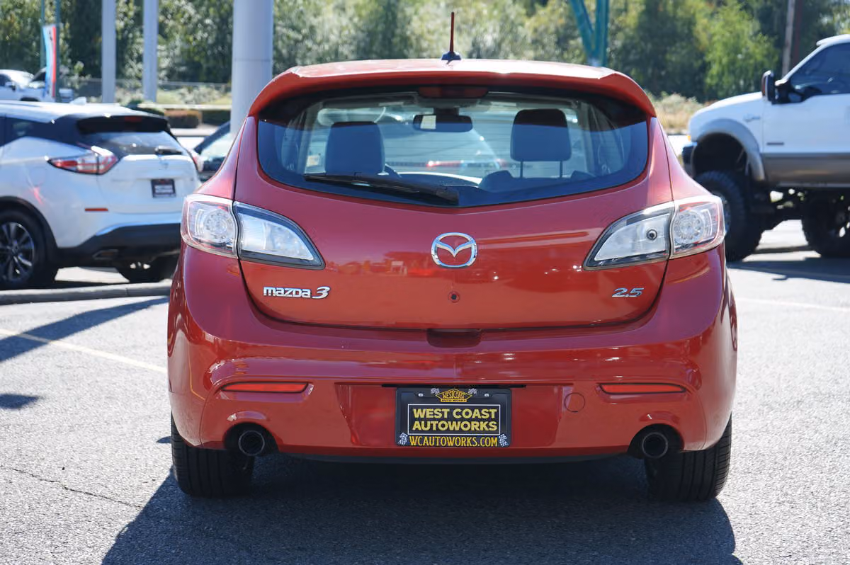 2011 Mazda 3 s Grand Touring Image 4