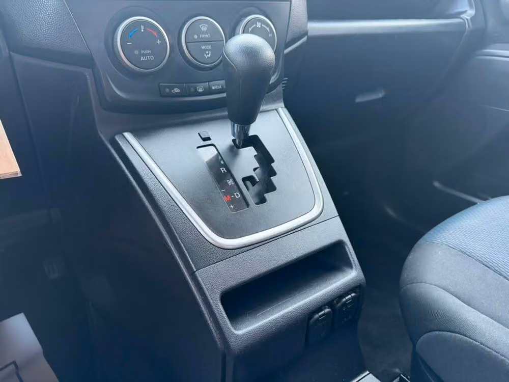2014 Mazda 5 Sport Passenger Image 12