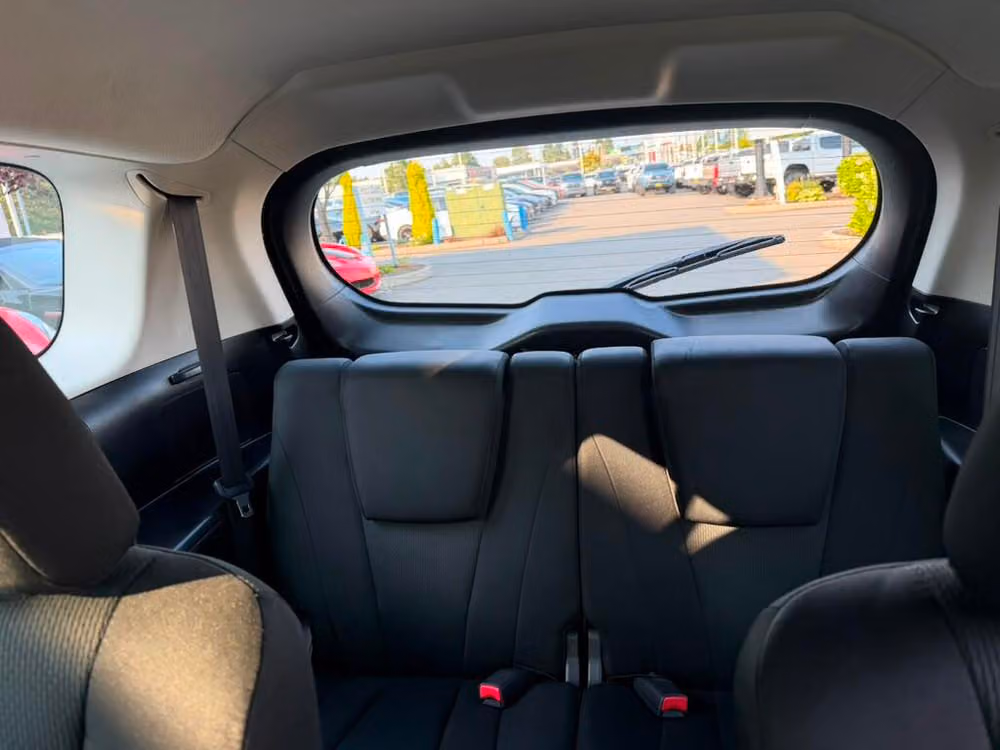 2014 Mazda 5 Sport Passenger Image 16