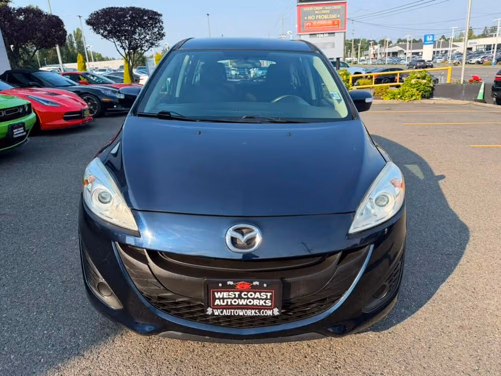 2014 Mazda 5 Sport Passenger Image 3