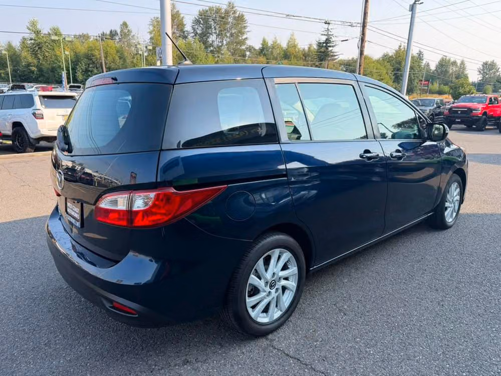2014 Mazda 5 Sport Passenger Image 6