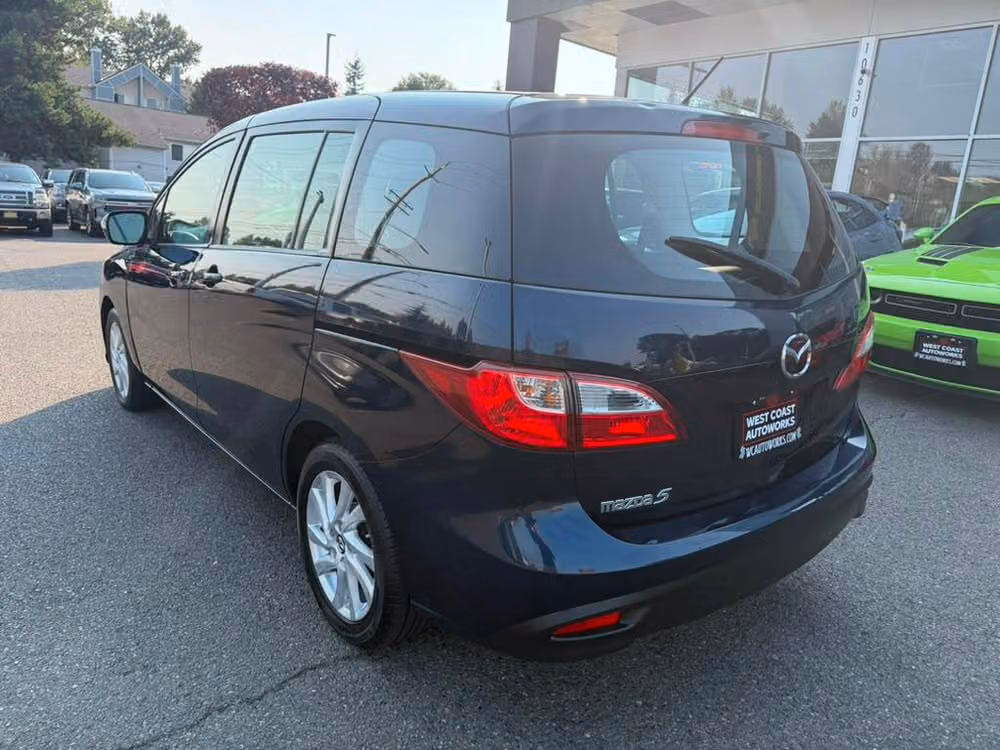 2014 Mazda 5 Sport Passenger Image 9