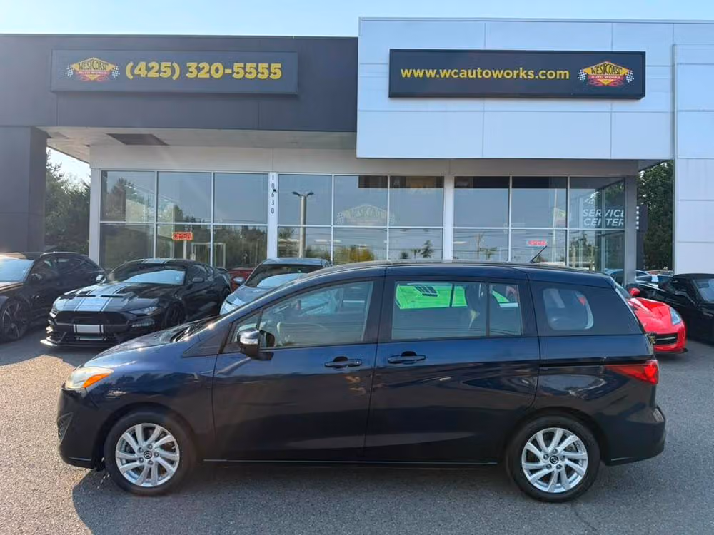 2014 Mazda 5 Sport Passenger Image 2