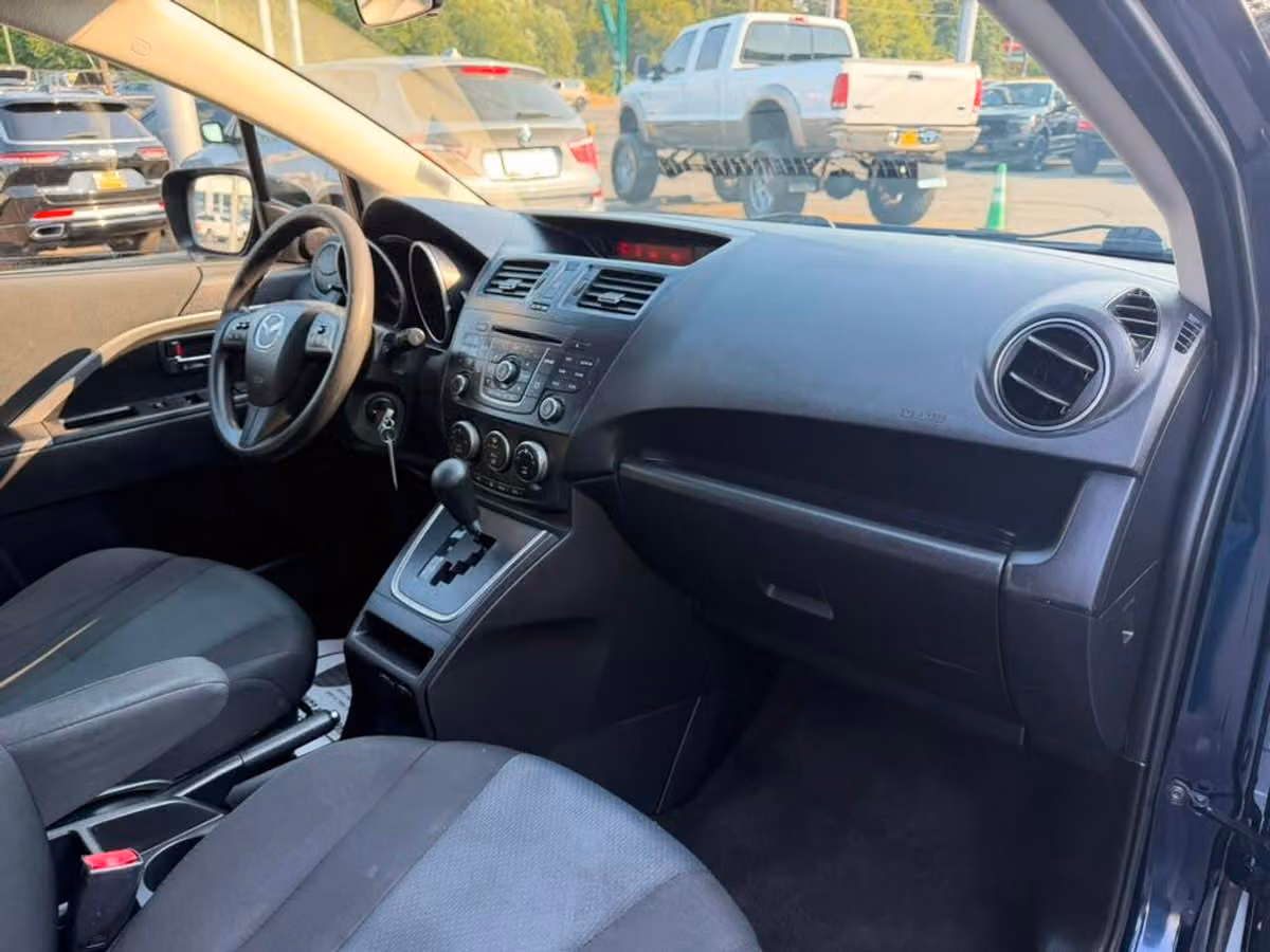 2014 Mazda 5 Sport Passenger Image 13