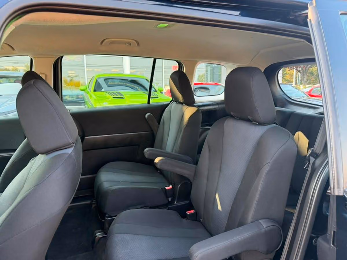2014 Mazda 5 Sport Passenger Image 17